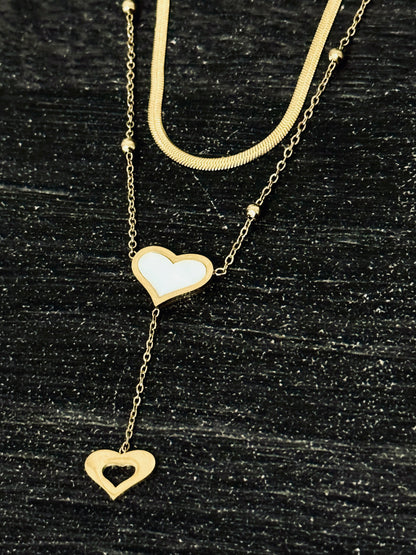 Collar de Doble Capa con Corazones