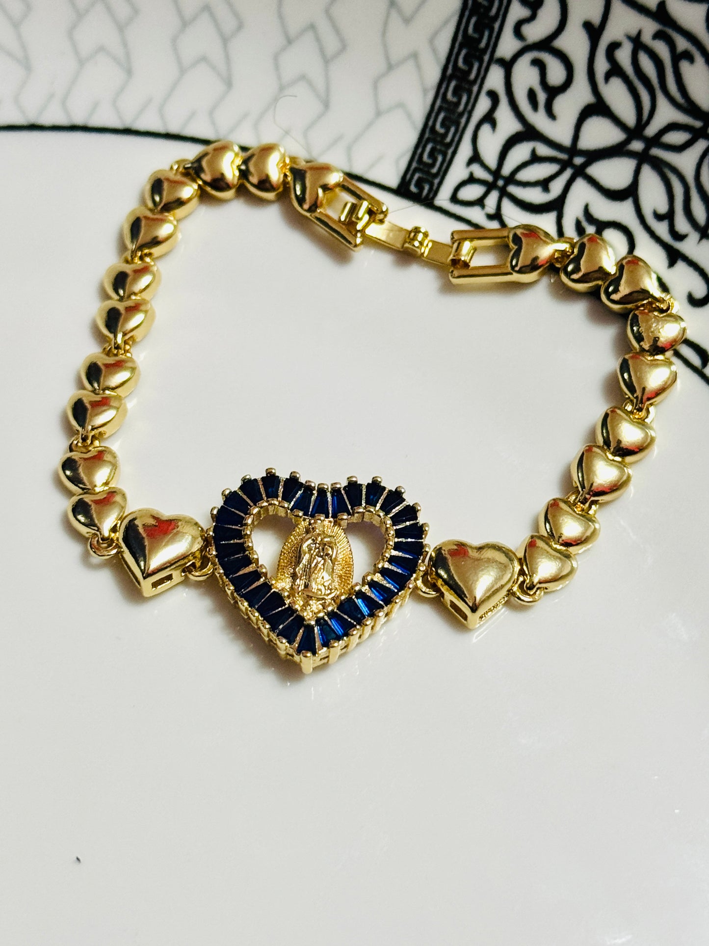 Pulsera con Corazón Religioso