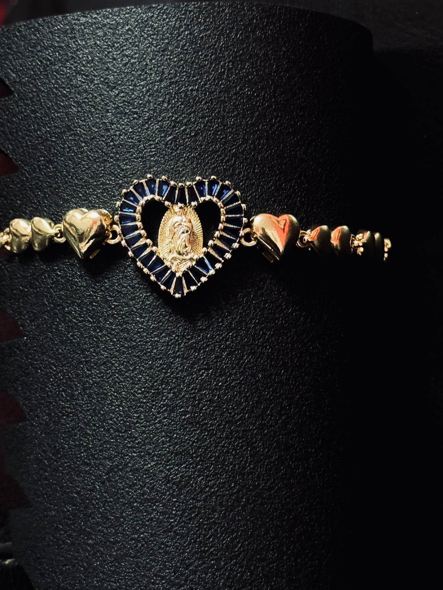 Pulsera con Corazón Religioso