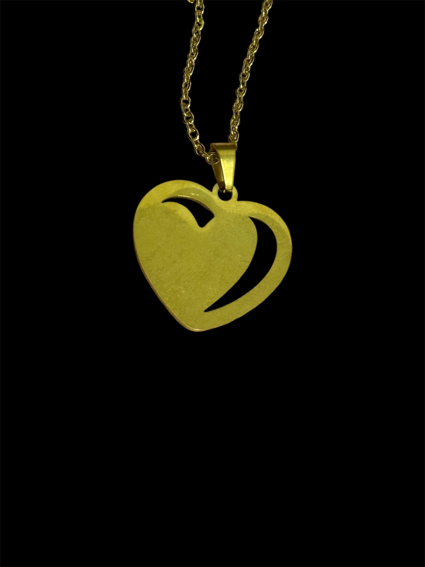 COLLAR CORAZON CALADO