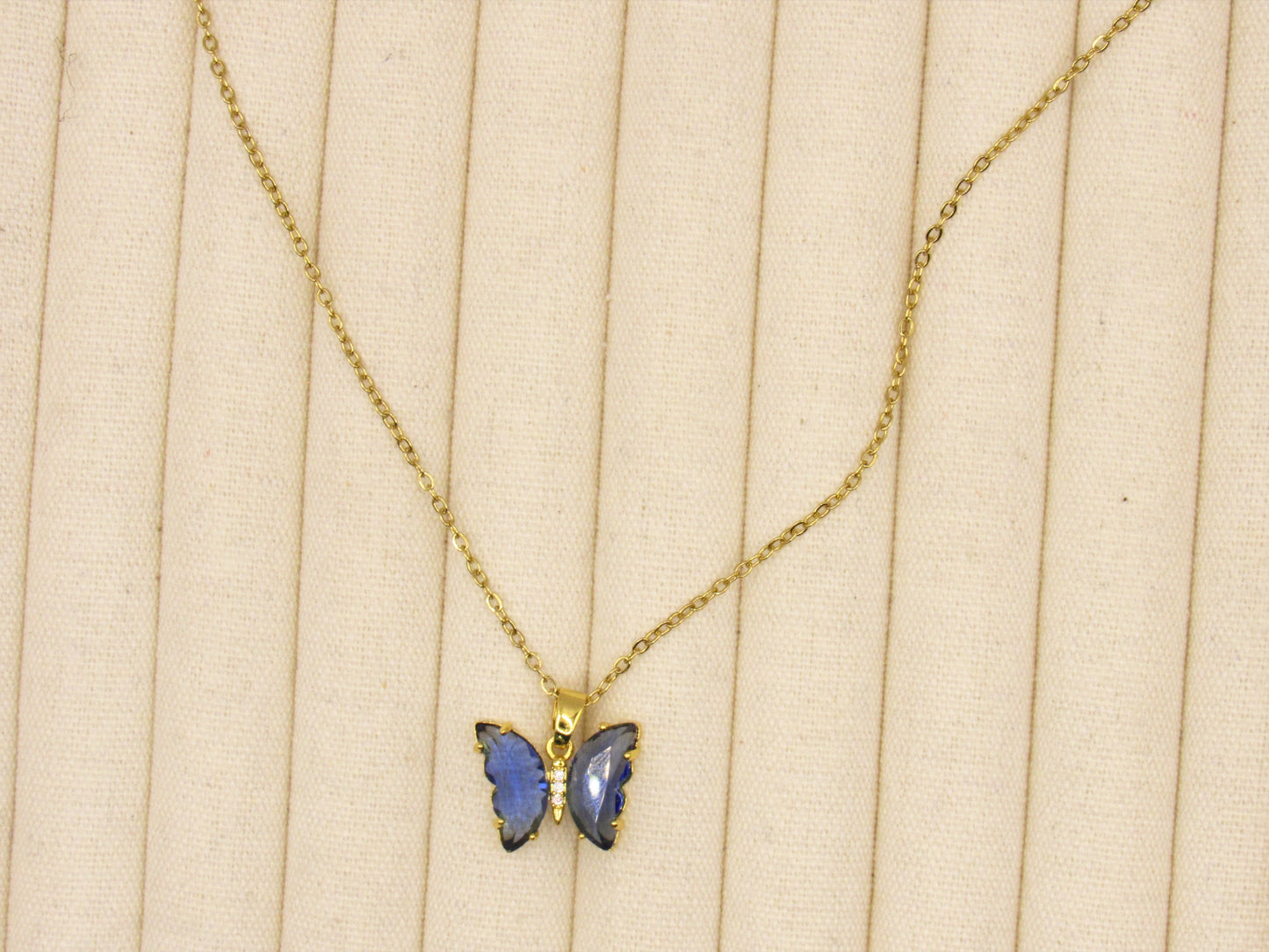 Collar elegante en forma mariposa Azul